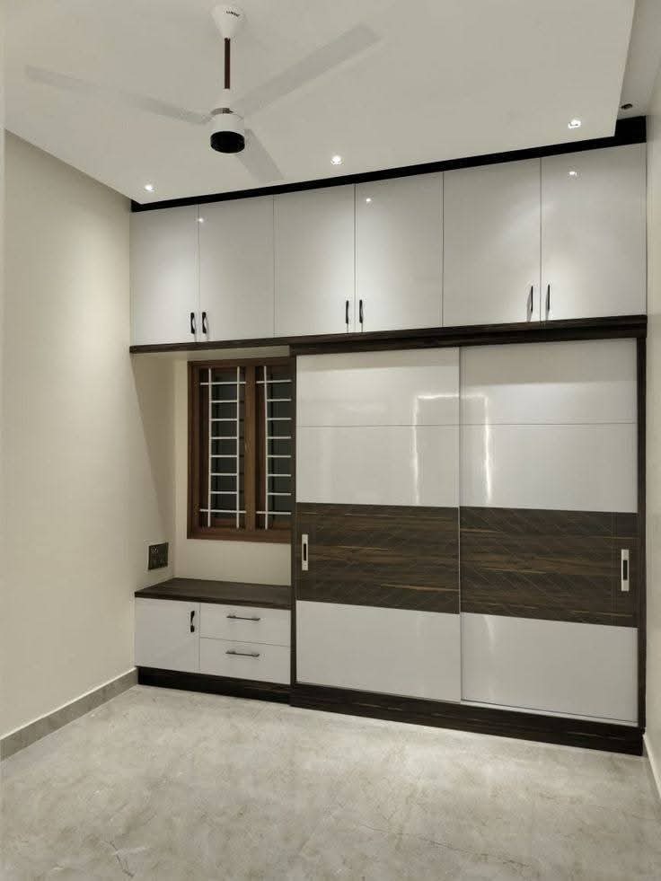 Sliding Wardrobe & Window Seat
